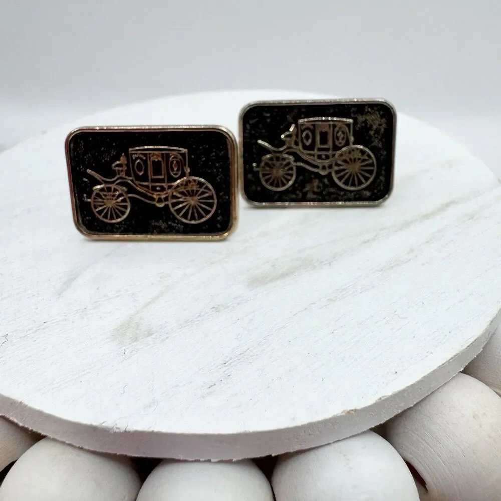 Vintage Men’s Cufflinks With Western Style Stagecoach Design
